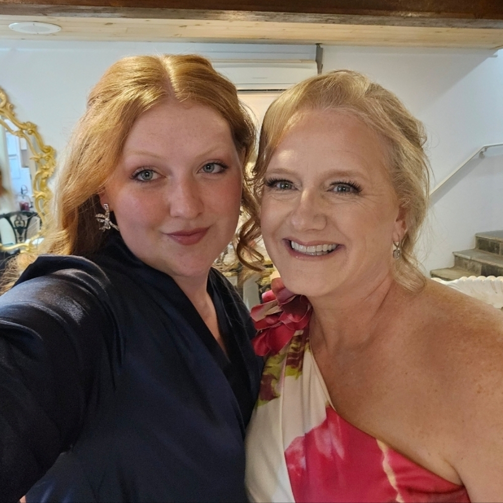 Meet your Posher, Peyton & Ashly